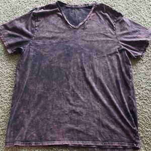 Used Men's Guess T Shirt size XXL